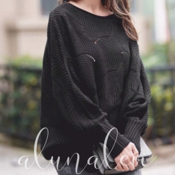 Boho Knit Sweater Scalloped Crochet WHITE - Picture 14 of 15